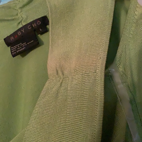 Ruby Cho Lime Tank Blouse with Brooch - Picture 7 of 8